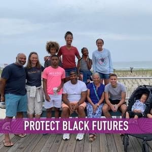 Meet your Posher, Adelina